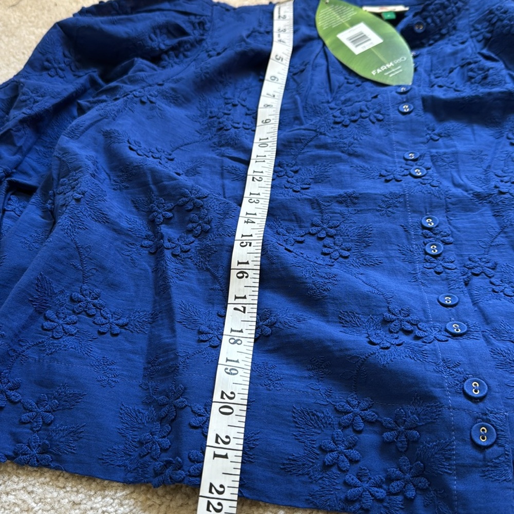 FARM RIO “3D Flower” textured blouse - Picture 9 of 11